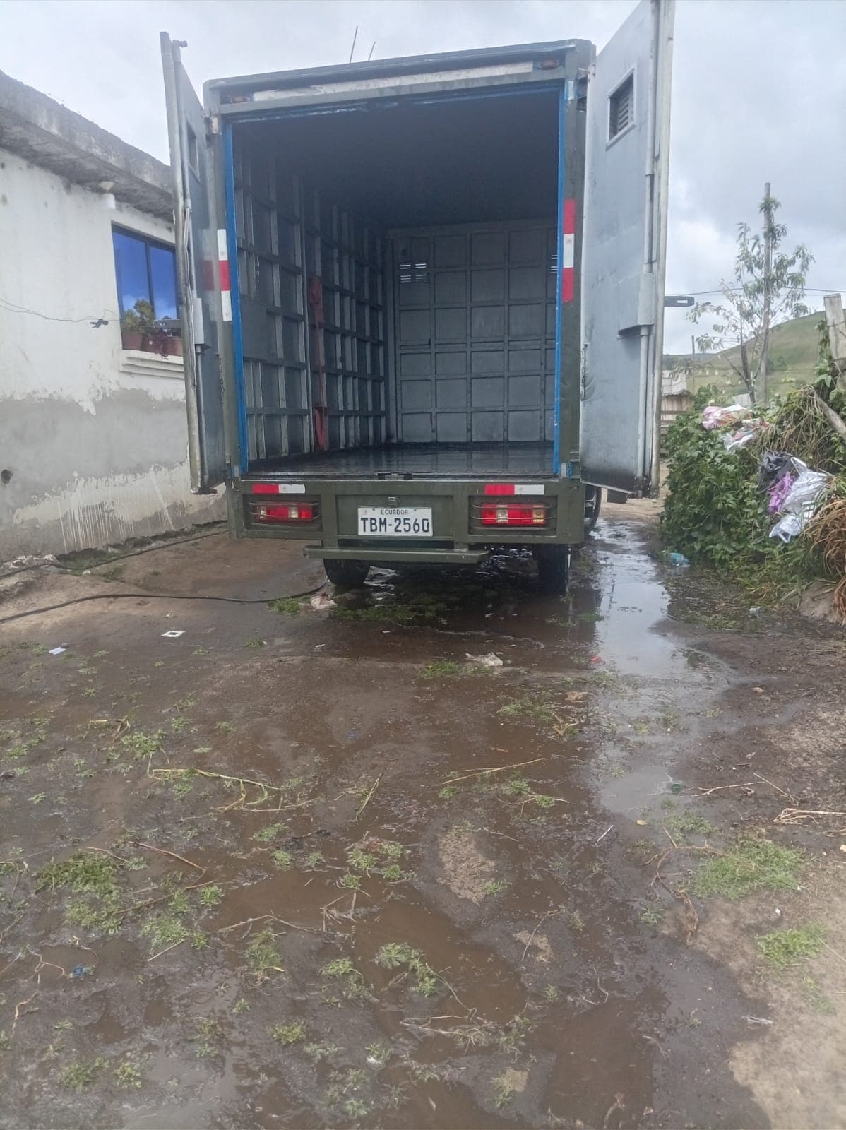 Vehículo de Alexis Caiza (foto 3 de 4)