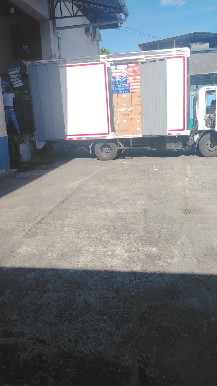 Vehículo de Henry Changoluisa (foto 3 de 4)
