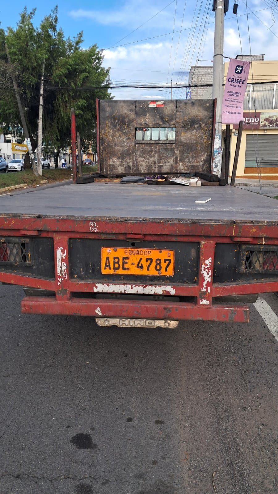 Vehículo de Dario Villacis (foto 2 de 3)