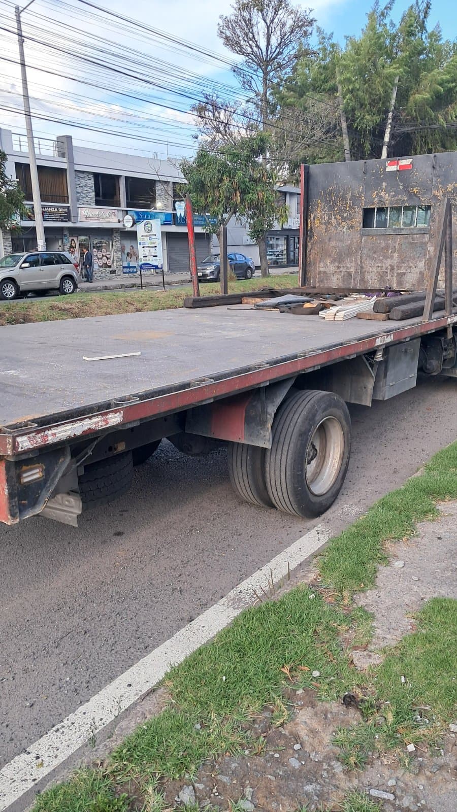 Vehículo de Dario Villacis (foto 3 de 3)