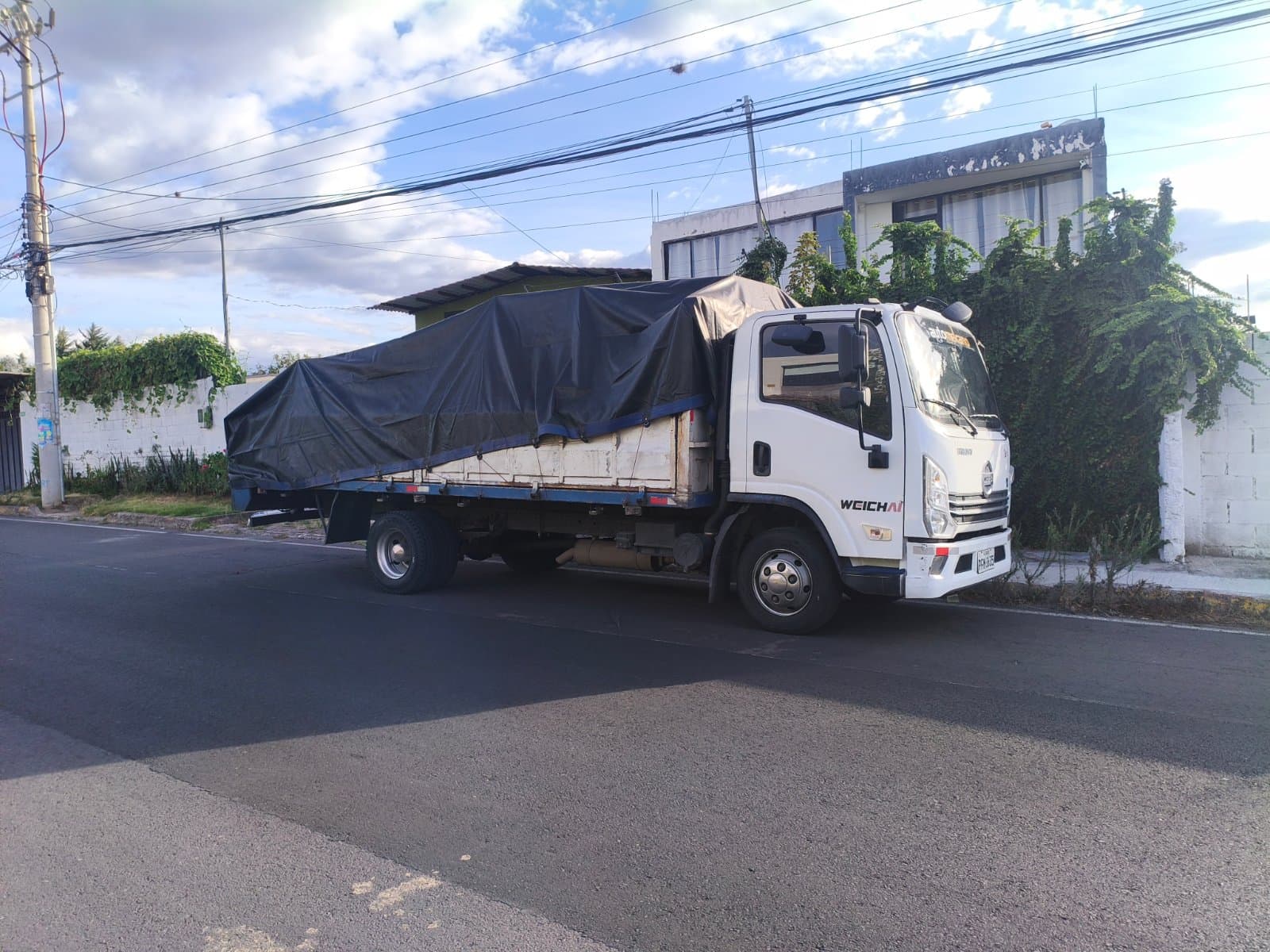 Vehículo de Juan Guerra (foto 1 de 2)