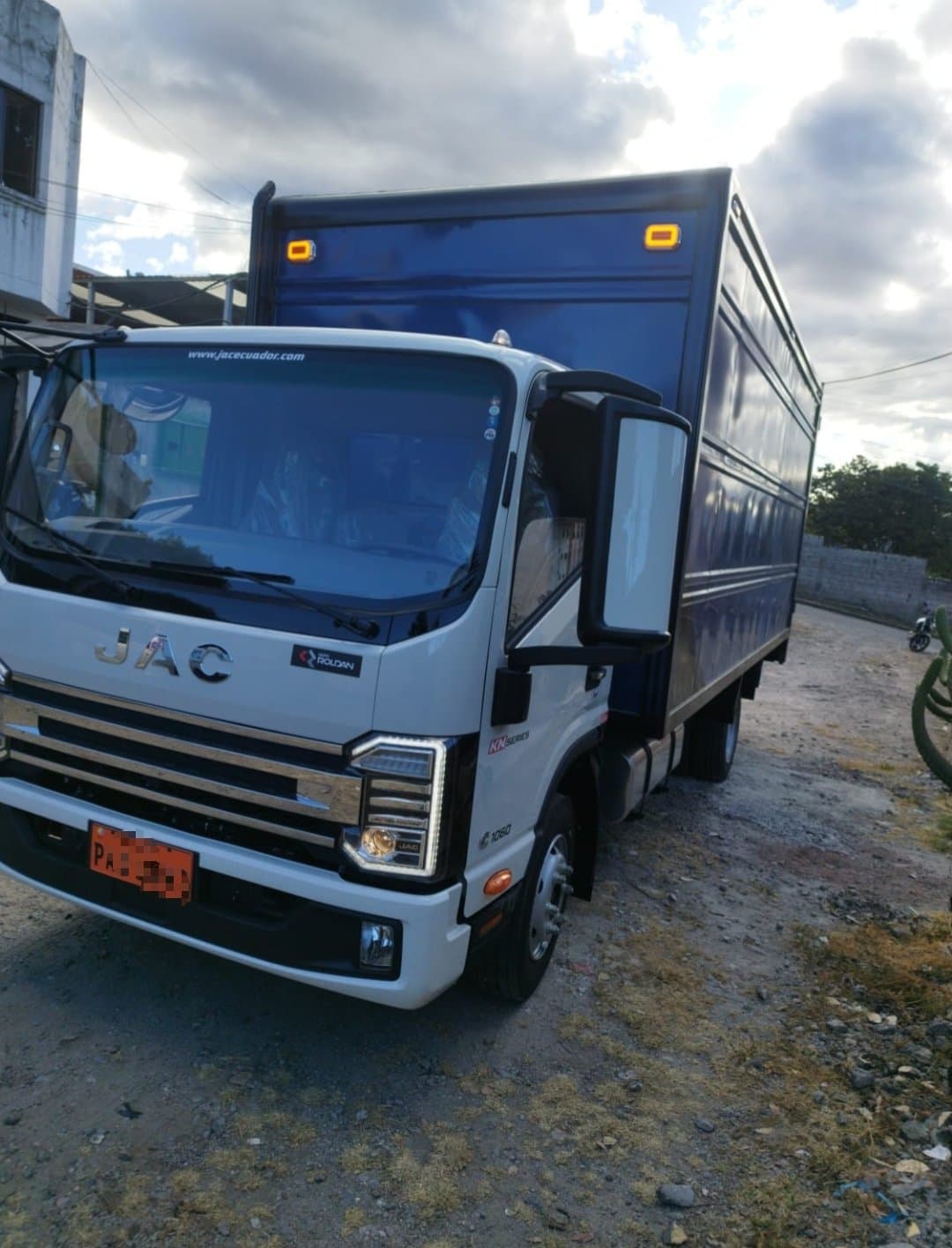Vehículo de David Cañadas (foto 1 de 4)