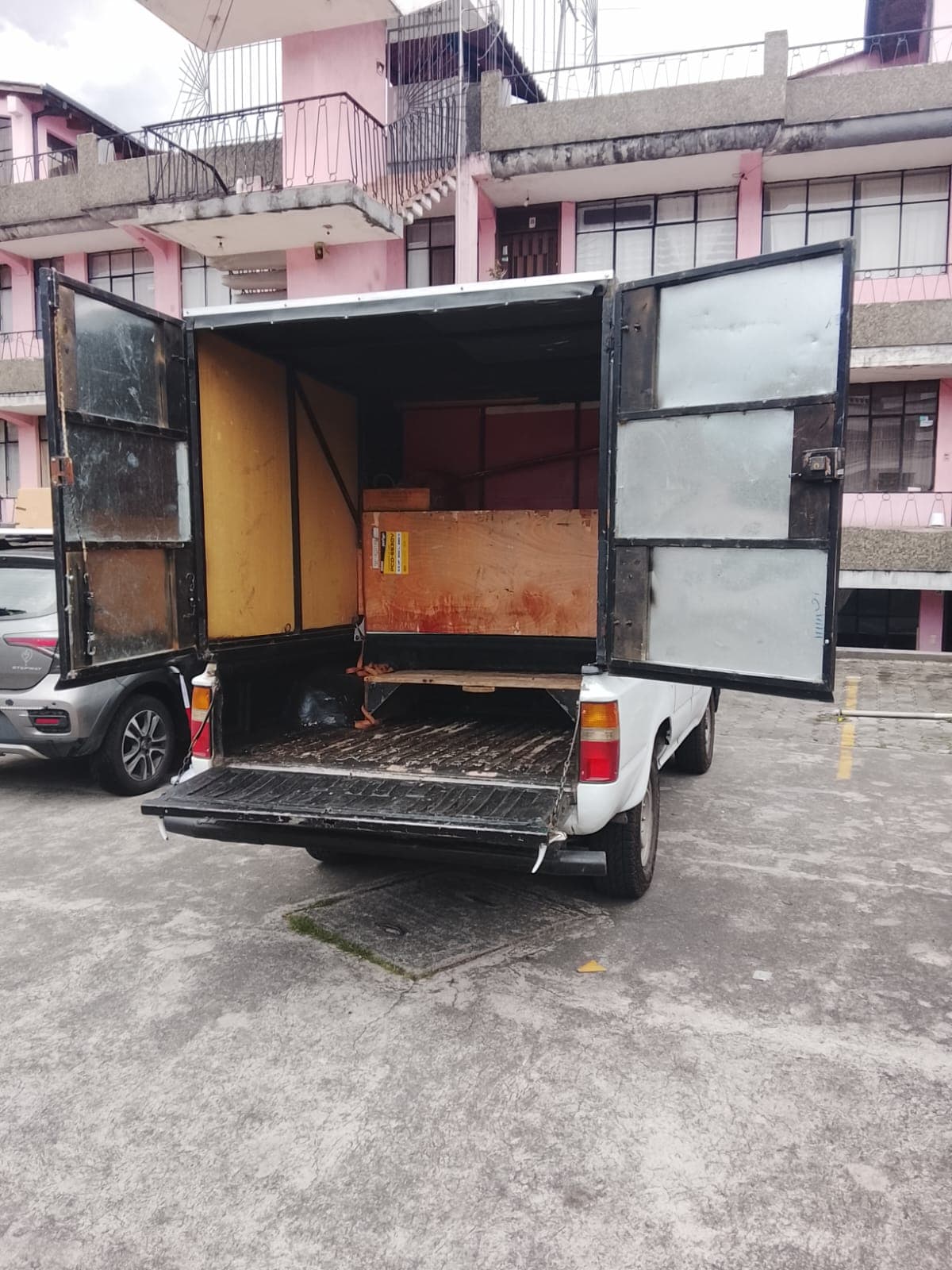 Vehículo de Jose Gómez (foto 2 de 3)